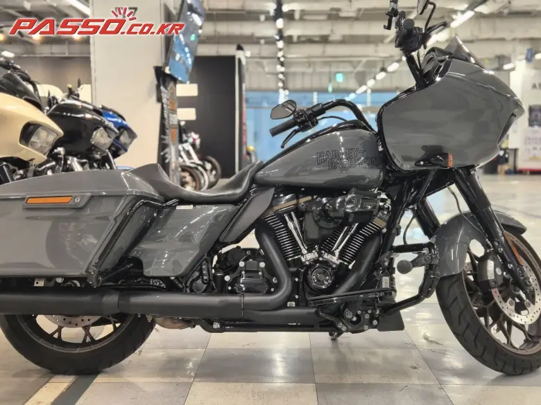 Harley-Davidson Road Glide ST