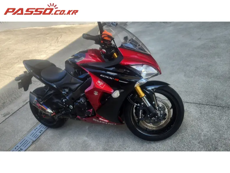 Suzuki GSX S 1000 F