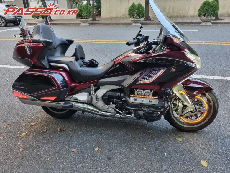 Honda Gold Wing Tour DCT Airbag