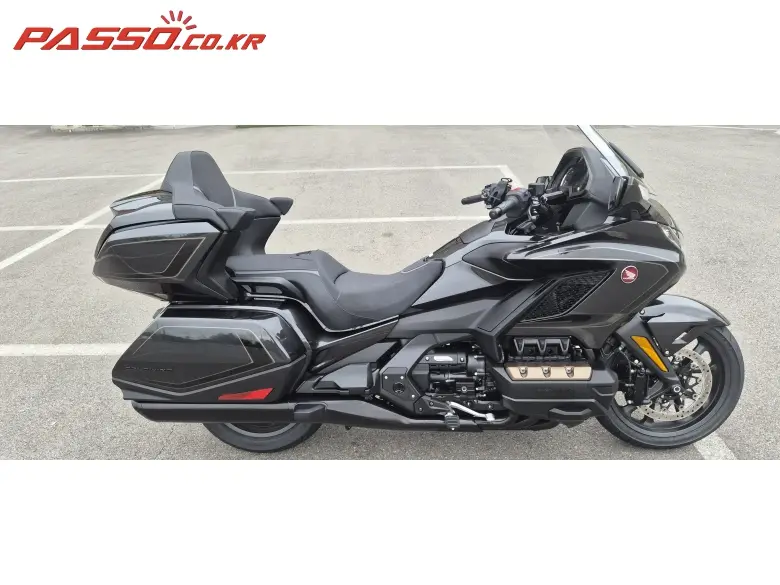 Honda Gold Wing Tour DCT Airbag