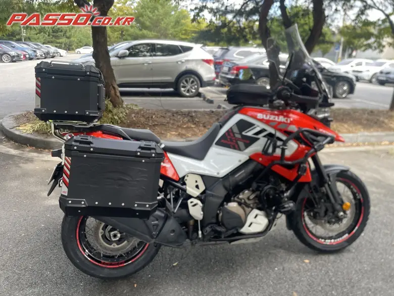 Suzuki V Strom 1050 XT