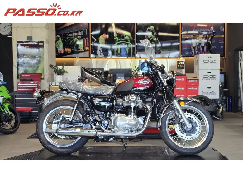 Kawasaki W 800