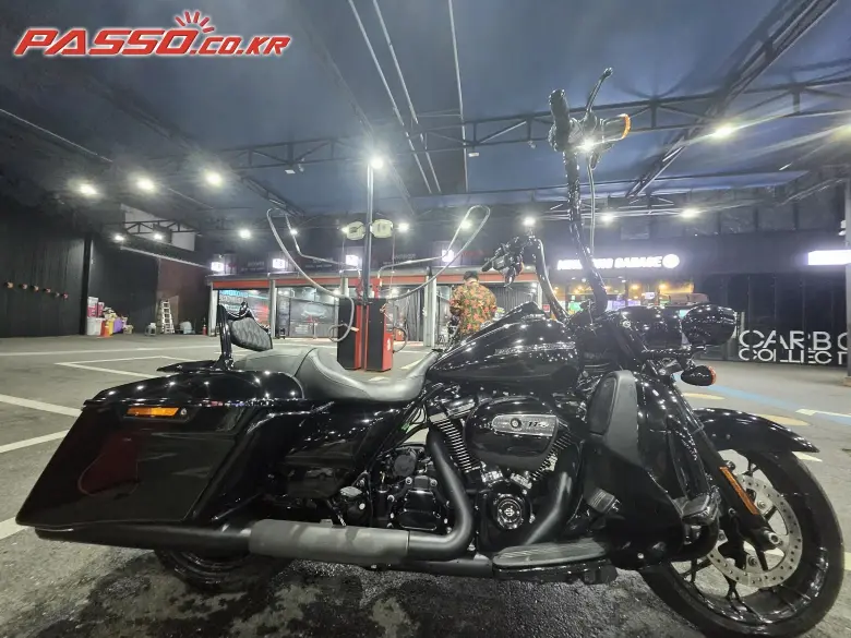 Harley-Davidson Road King Special
