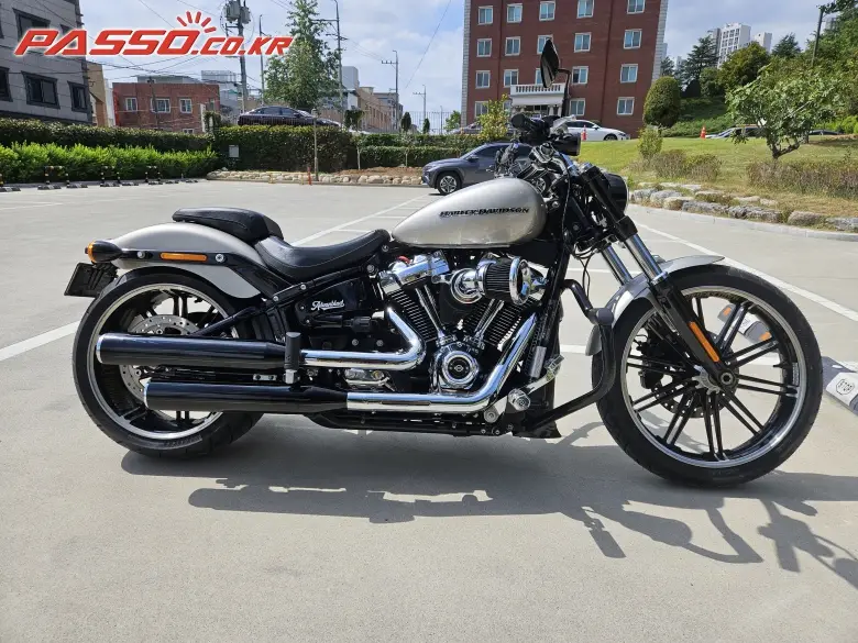 Harley-Davidson Breakout 114