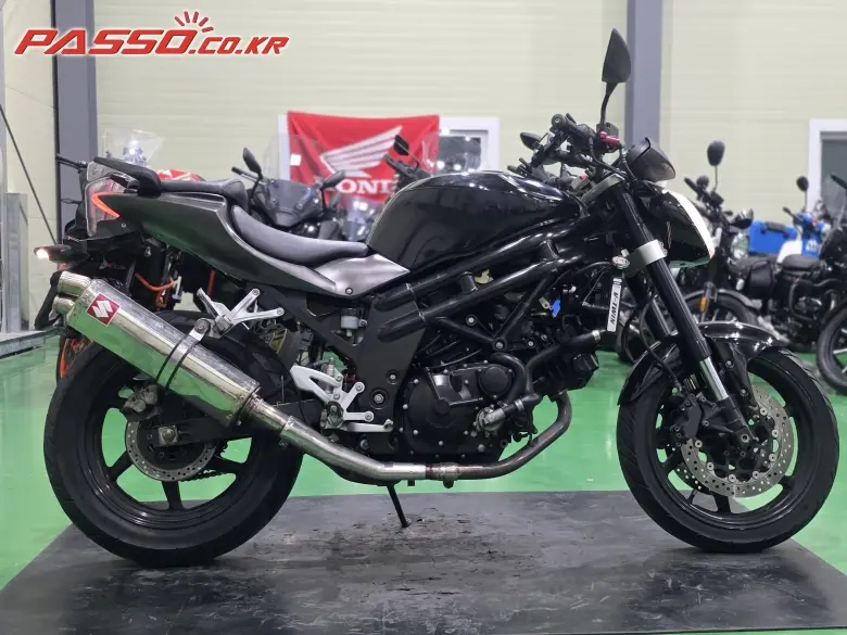 KR / S&T / Hyosung Comet 650 P