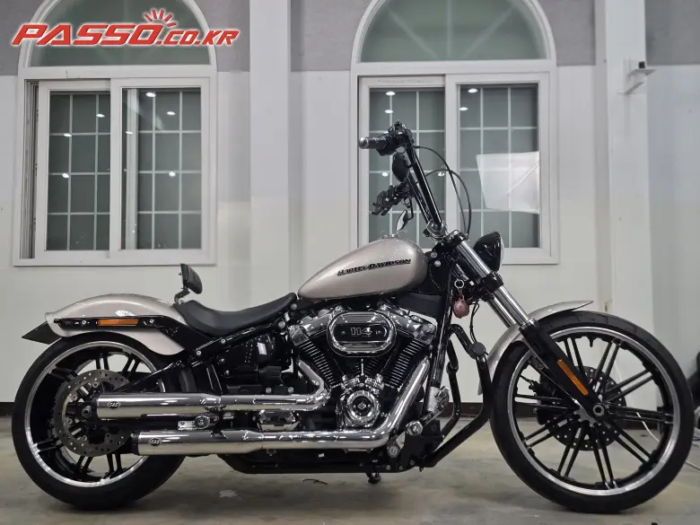 Harley-Davidson Breakout 114