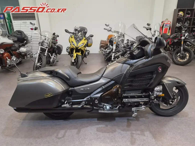 Honda Gold Wing F6B