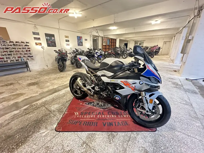 BMW S 1000 RR