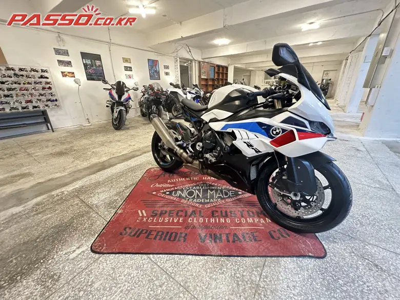 BMW S 1000 RR
