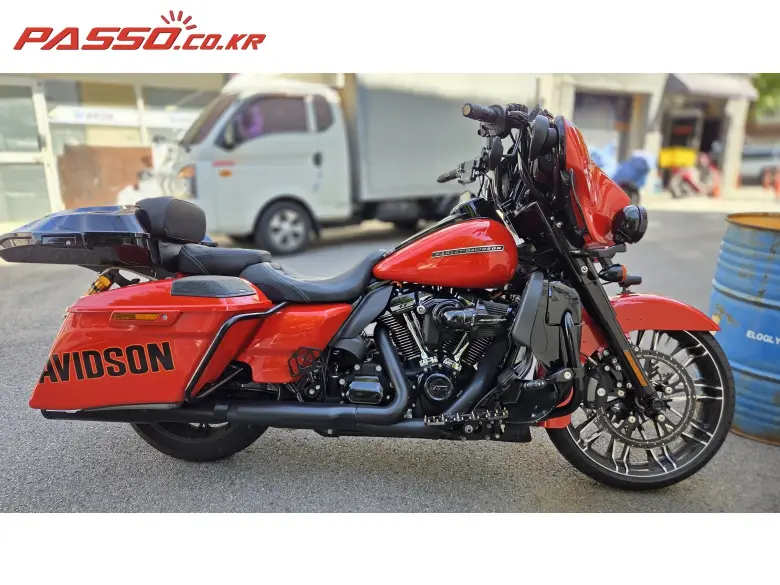 Harley-Davidson Street Glide Special