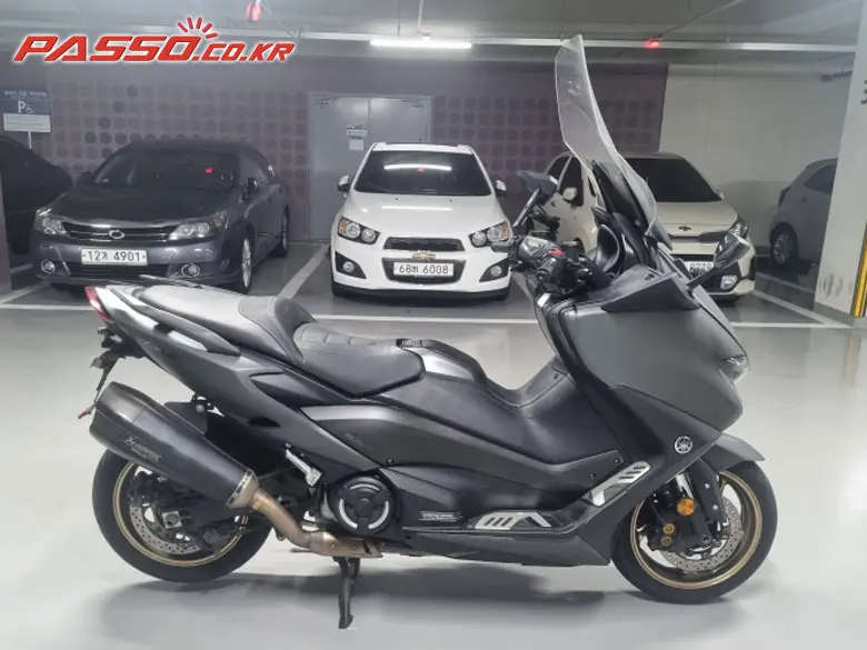 Yamaha TMAX 560