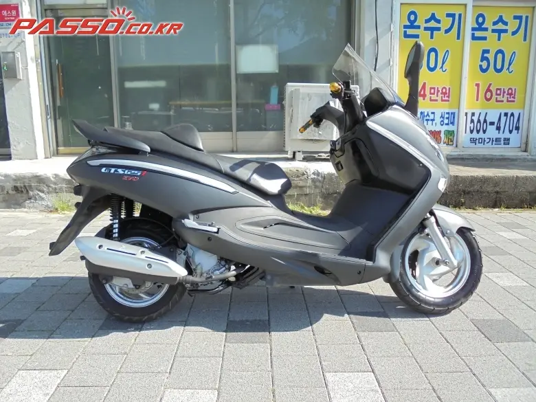 SYM Voyager 125 EVO