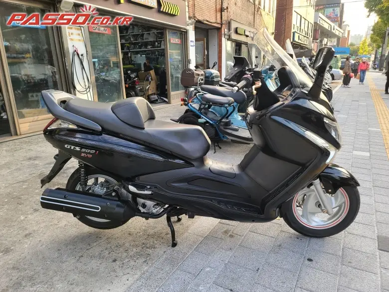 SYM Voyager 300 EFI