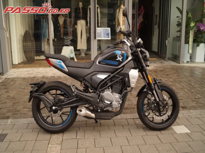 CFMoto 300 CLX