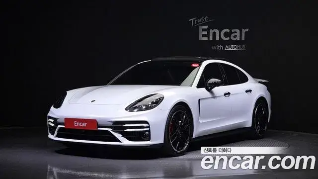 Porsche Panamera, 2021