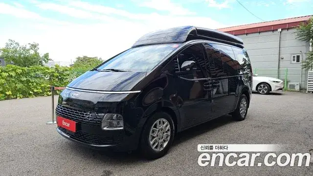 Hyundai Staria, 2023