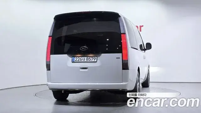 Hyundai Staria, 2023
