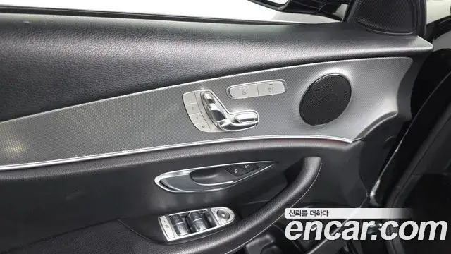 Mercedes-Benz E-Class, 2019