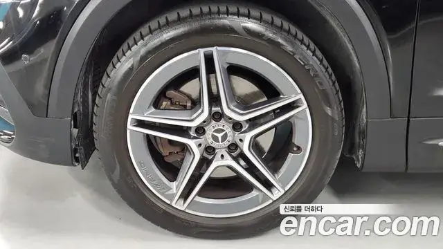 Mercedes-Benz GLB-Class, 2022