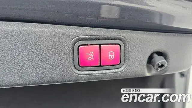 Mercedes-Benz E-Class, 2021