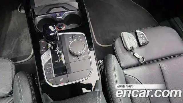 BMW 1 Series, 2022