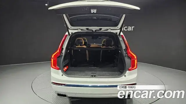 Volvo XC90, 2019