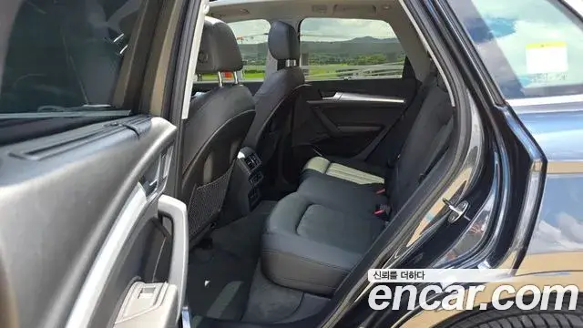 Audi Q5, 2022