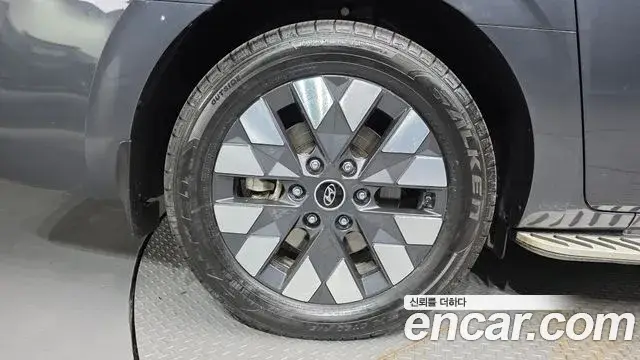 Hyundai Staria, 2022