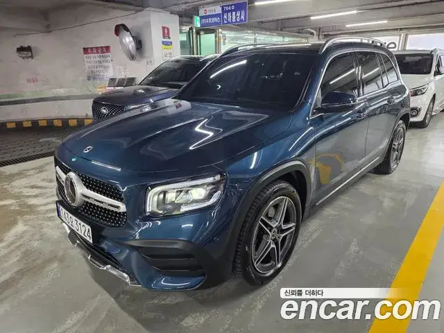 Mercedes-Benz GLB-Class, 2023