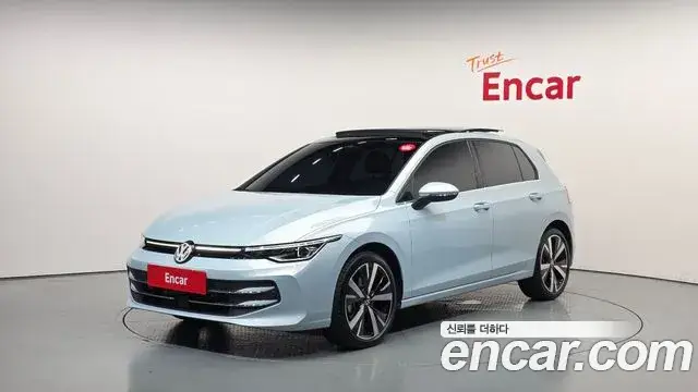 Volkswagen Golf, 2025