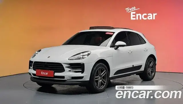 Porsche Macan, 2021