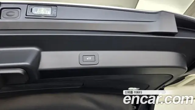 Land Rover Range Rover Sport, 2025