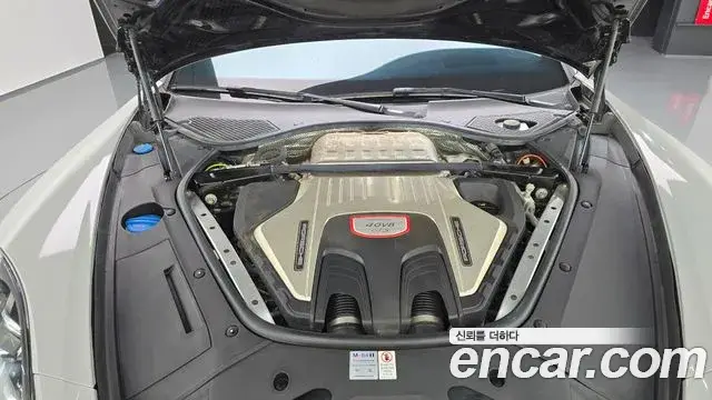 Porsche Panamera, 2021