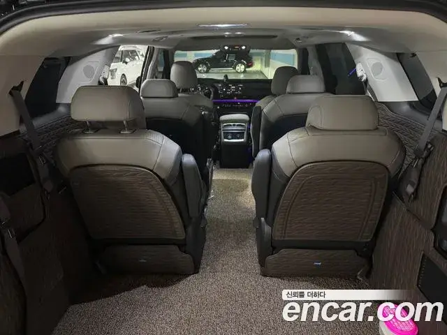 Kia Carnival, 2025