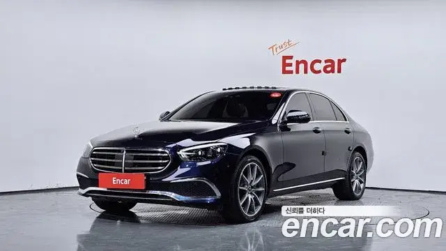 Mercedes-Benz E-Class, 2022