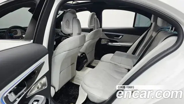 Mercedes-Benz E-Class, 2025