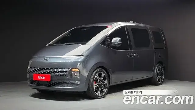 Hyundai Staria, 2022