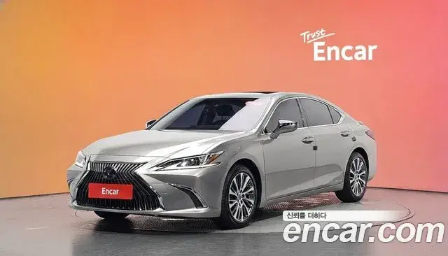 Lexus ES300h, 2018