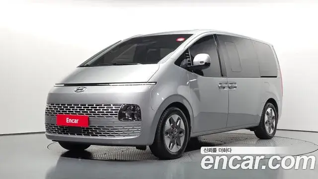Hyundai Staria, 2022