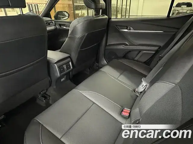 Toyota Camry, 2025