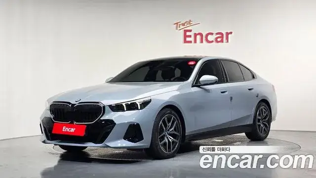 BMW 5 Series, 2025
