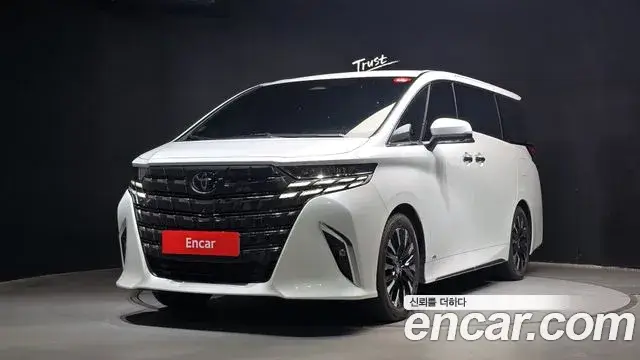 Toyota Alphard, 2024