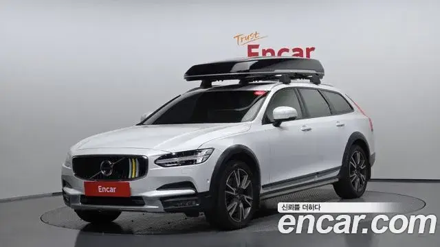 Volvo V90 Cross Country, 2020