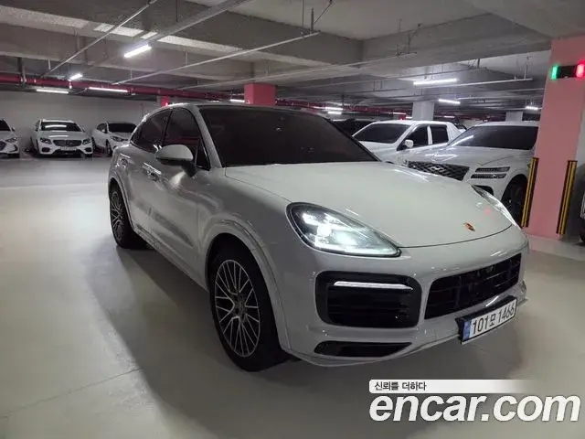 Porsche Cayenne, 2022