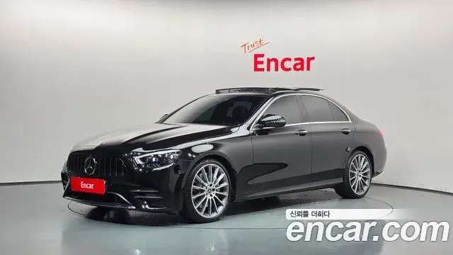 Mercedes-Benz E-Class, 2022