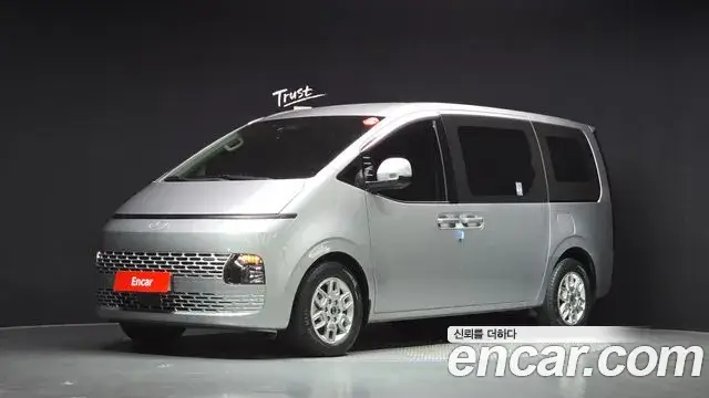 Hyundai Staria, 2024