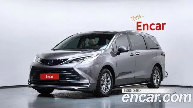 Toyota Sienna, 2023