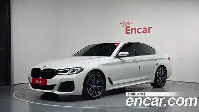 BMW 5 Series, 2022