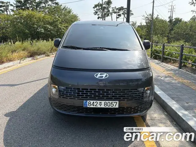 Hyundai Staria, 2024