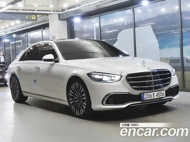 Mercedes-Benz S-Class, 2022